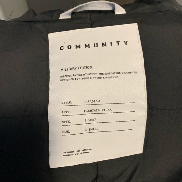 Black Community parka, size xs fits like a small - Picture 2 of 3